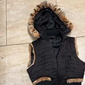 Guess Y2K  Black Quilted Vest with Faux Fur